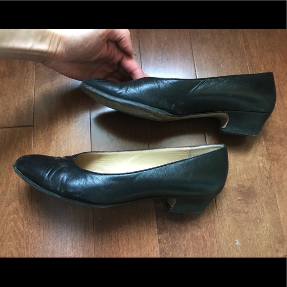 Cole Haan black leather dress shoe - Picture 11 of 16
